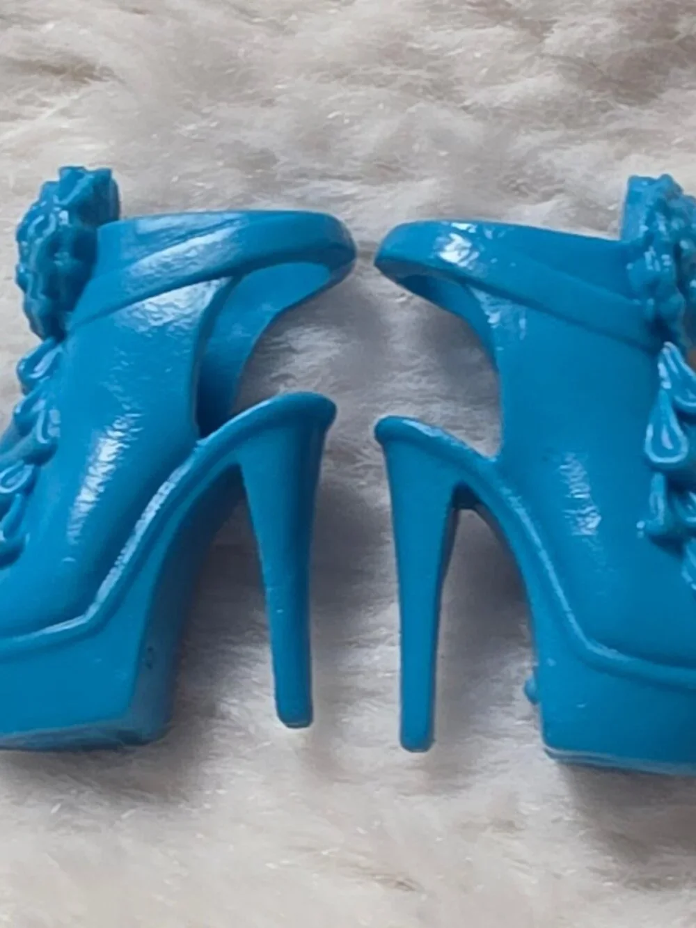 Barbie Open Toed High Heels Blue Ruffle Flower Fashion Doll Shoes